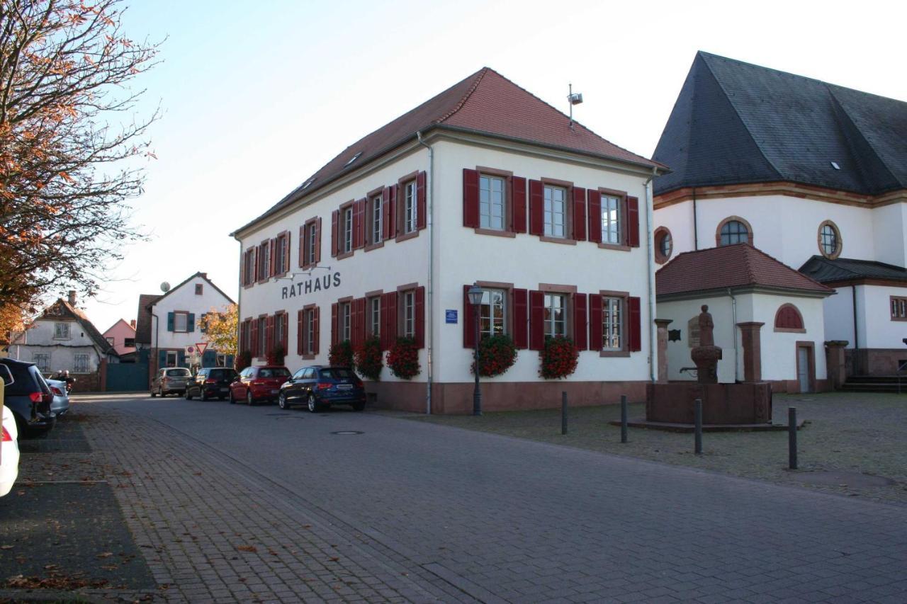 Ferienwohnung Spatzennest In Edesheim Zewnętrze zdjęcie